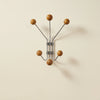 Porte-manteau mural Stellar en chrome et bois