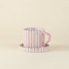 Tasse et soucoupe rayées